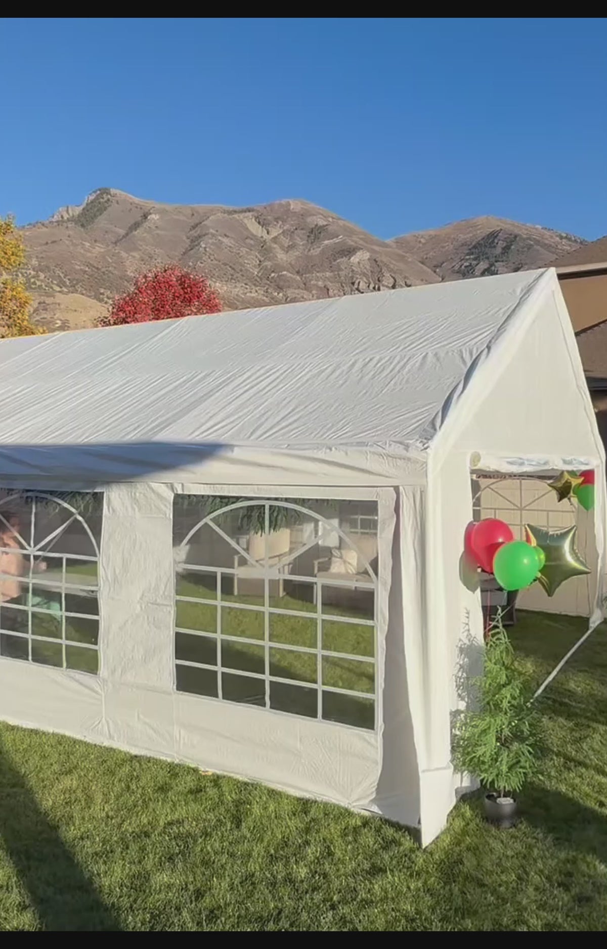 Video laden: COBIZI 20'x50' Heavy Duty  Party Canopy with 14 Sidewalls &amp; Built-in Sandbags SPC315