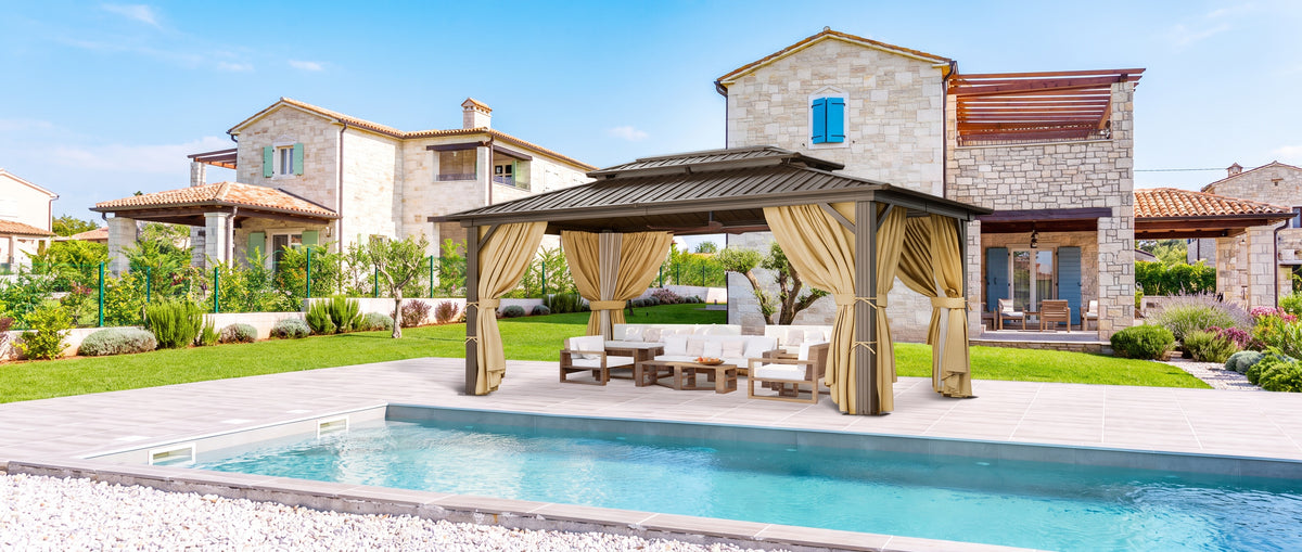 [Hard Top Gazebo]
